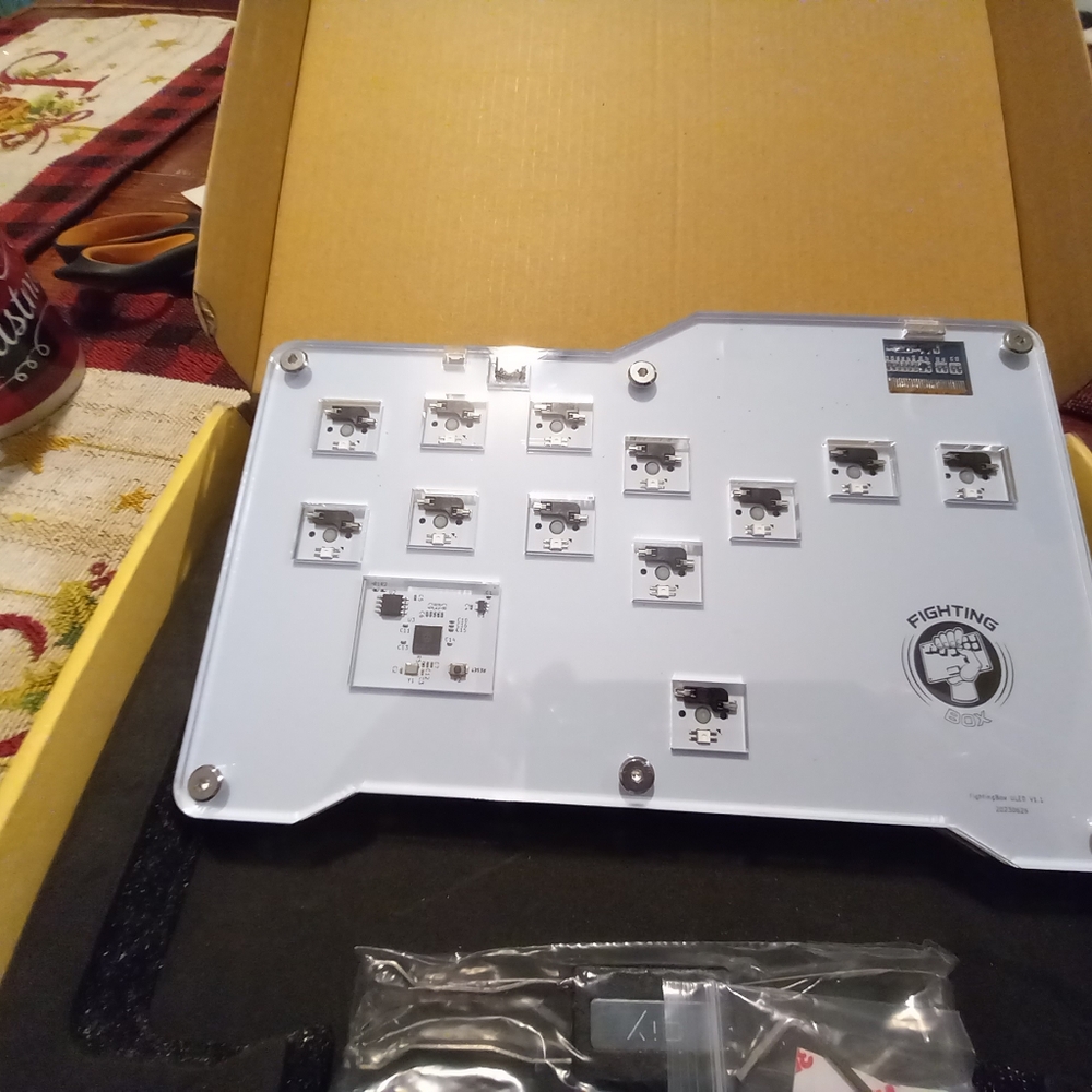 Game console - Picture 5 of 5